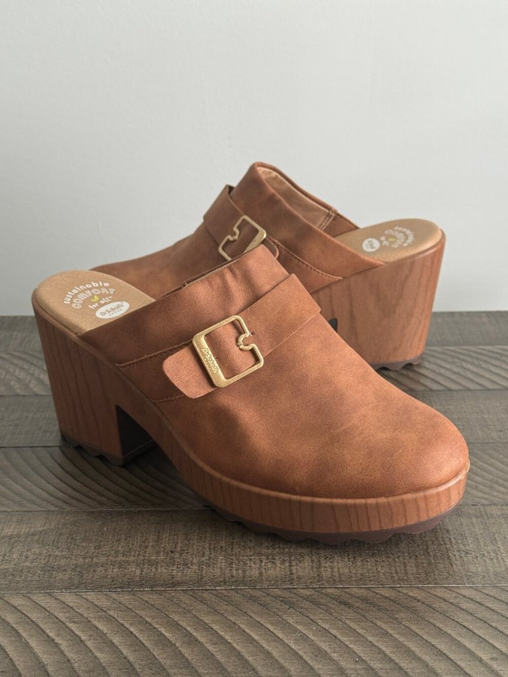 Dr. Scholl's Tan Leather Wake Up Clogs with Buckle Mules Size 9.5M